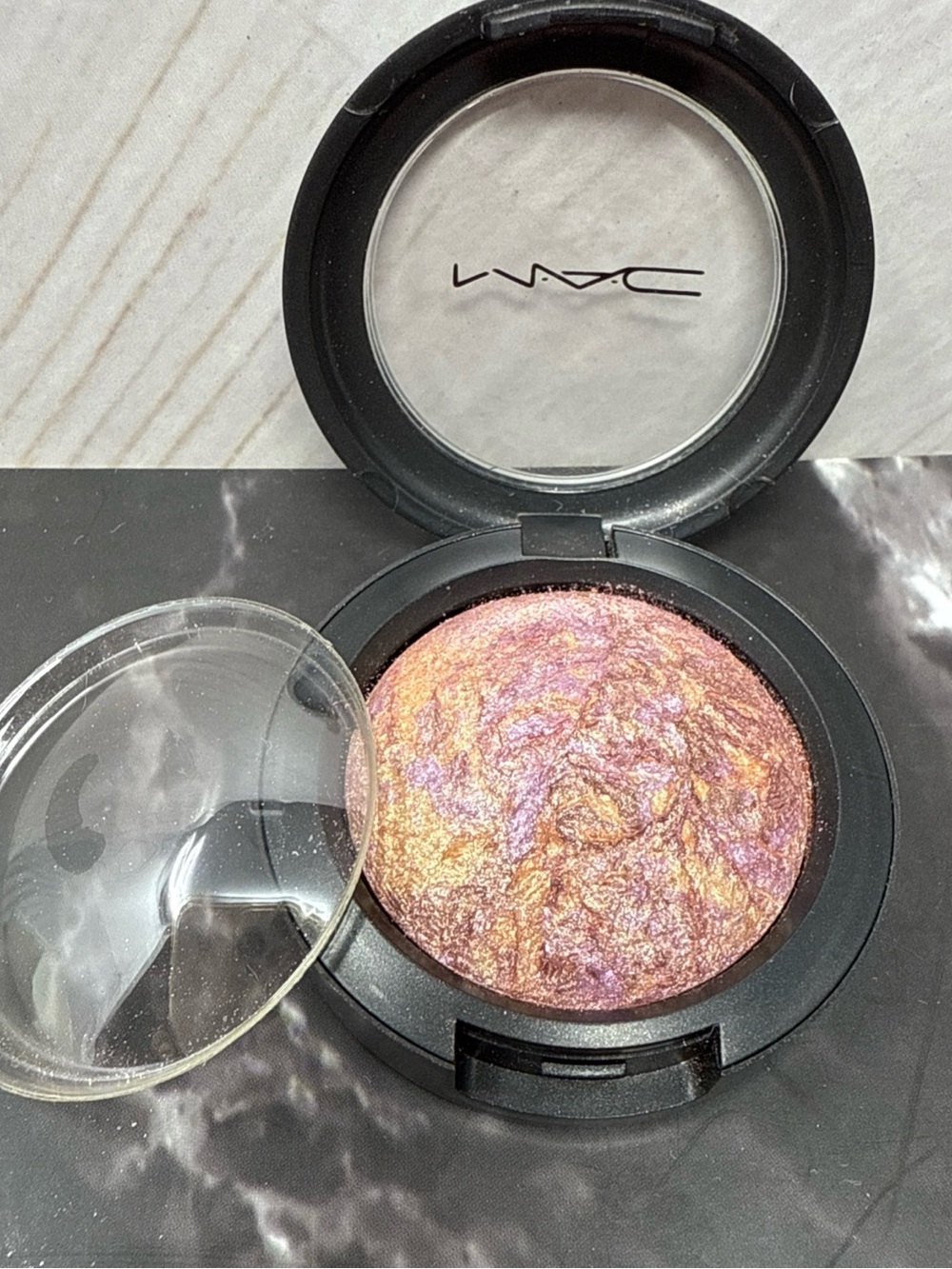 *Authentic* MAC Mineralize Eye Shadow in Mercurial (Frost) LIMITED EDITION | NEW